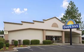 Days By Wyndham Fayetteville-south/i-95 Exit 49